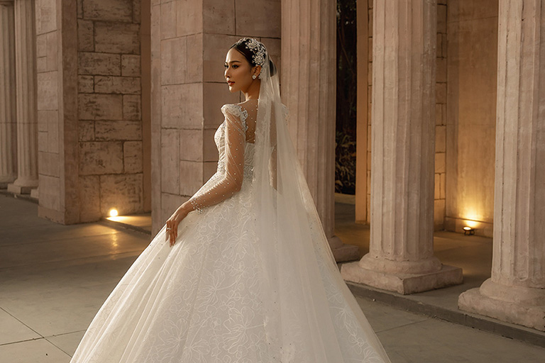 Image title Sticky Image